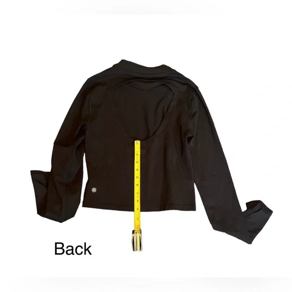 Athleta Shanti Mock Neck, Fitted, Cropped Long Sleeve Performance Top - Picture 10 of 13